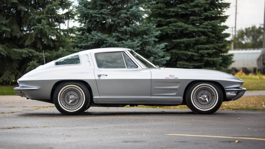 1963 Chevrolet Corvette C2 - Image 8 of 12