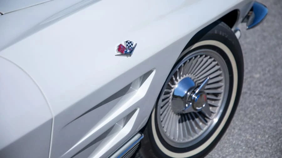1963 Chevrolet Corvette C2 - Image 19 of 20