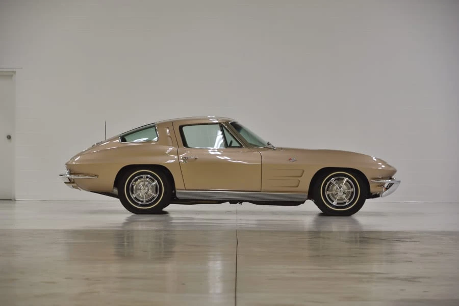 1963 Chevrolet Corvette C2 - Image 15 of 31