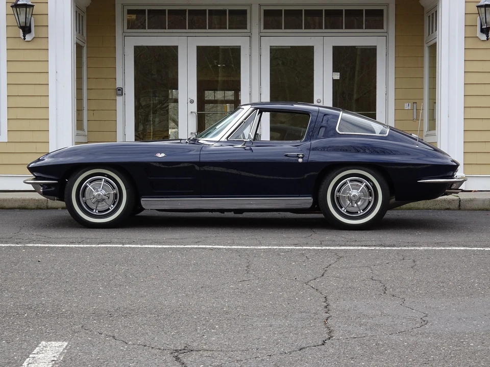1963 Chevrolet Corvette C2 - Image 15 of 31