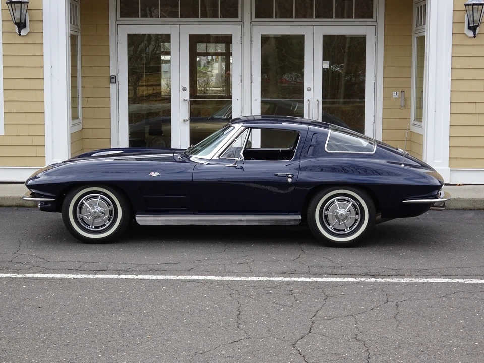1963 Chevrolet Corvette C2 - Image 14 of 31