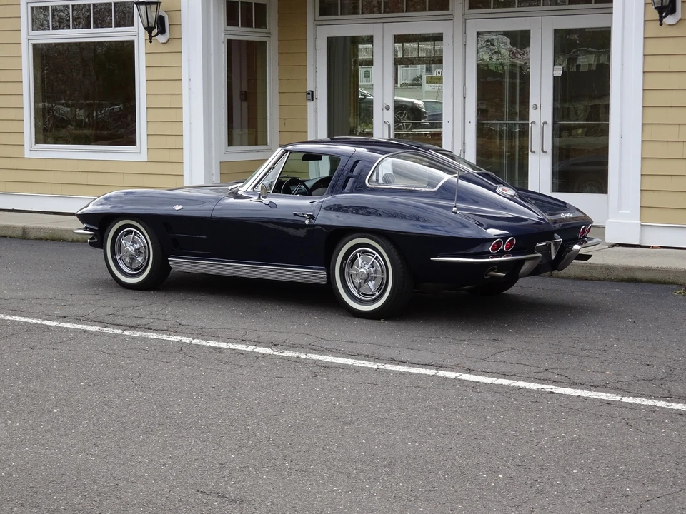 1963 Chevrolet Corvette C2 - Image 13 of 31