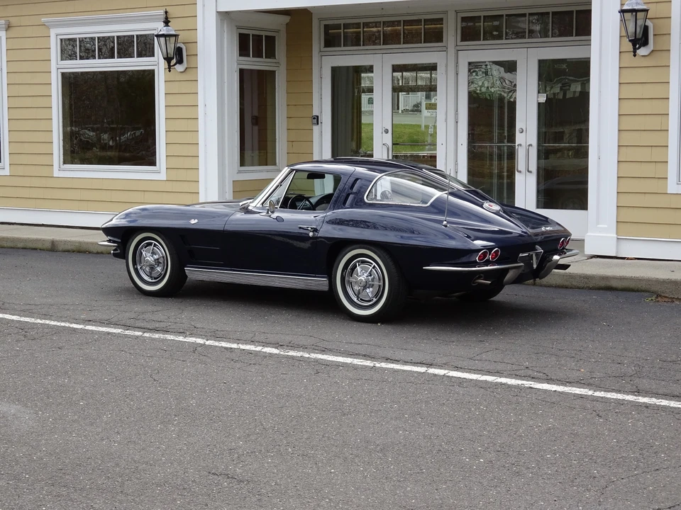 1963 Chevrolet Corvette C2 - Image 12 of 31
