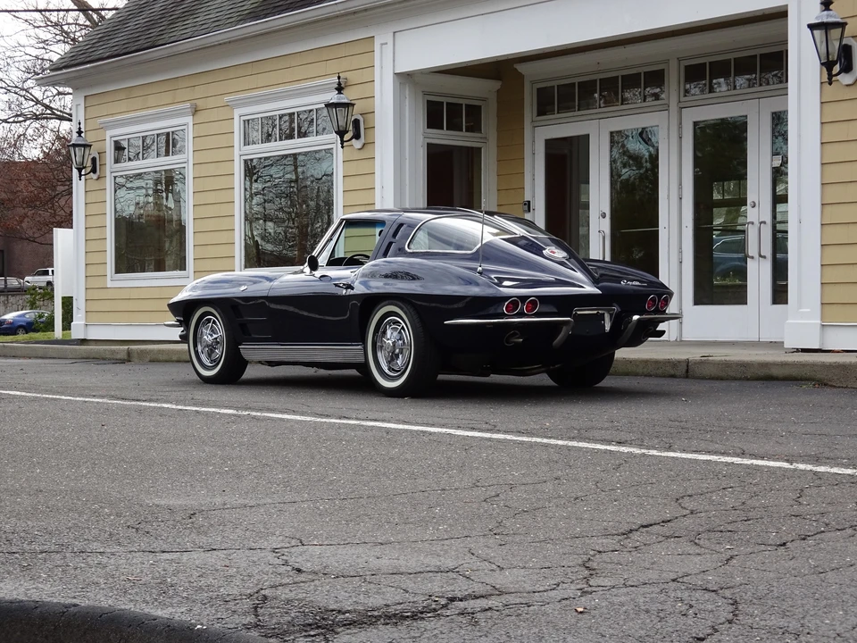 1963 Chevrolet Corvette C2 - Image 9 of 31