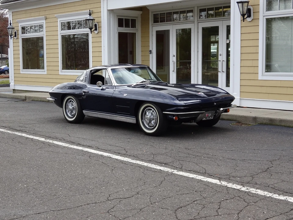1963 Chevrolet Corvette C2 - Image 7 of 31
