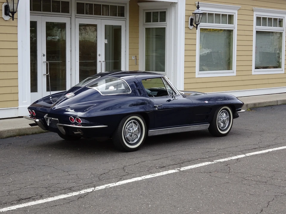 1963 Chevrolet Corvette C2 - Image 2 of 31