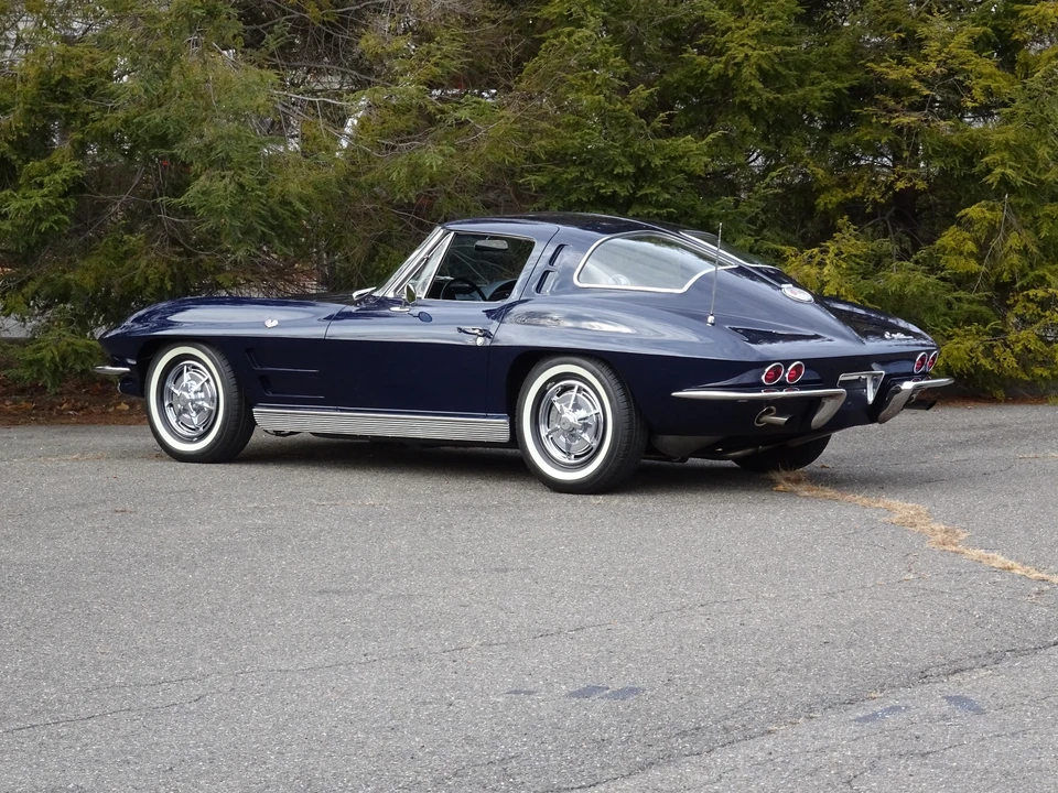 1963 Chevrolet Corvette C2 - Image 24 of 31