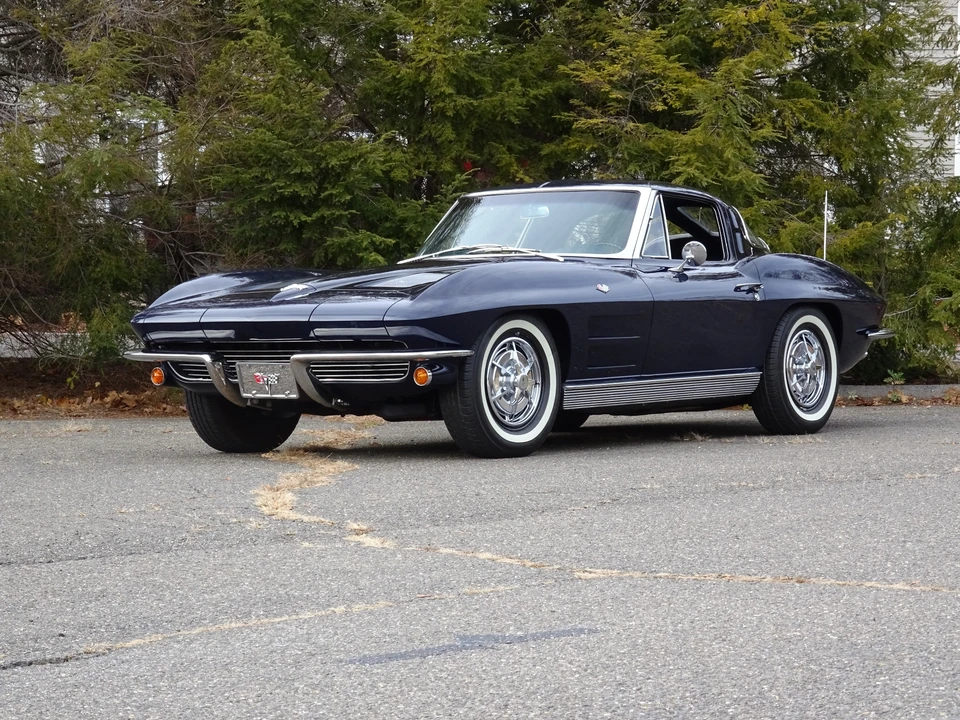 1963 Chevrolet Corvette C2 - Image 21 of 31