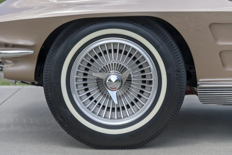 1963 Chevrolet Corvette C2 - Image 21 of 31