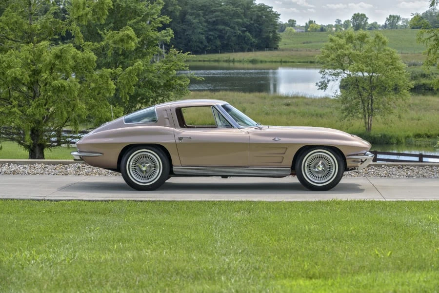 1963 Chevrolet Corvette C2 - Image 2 of 31