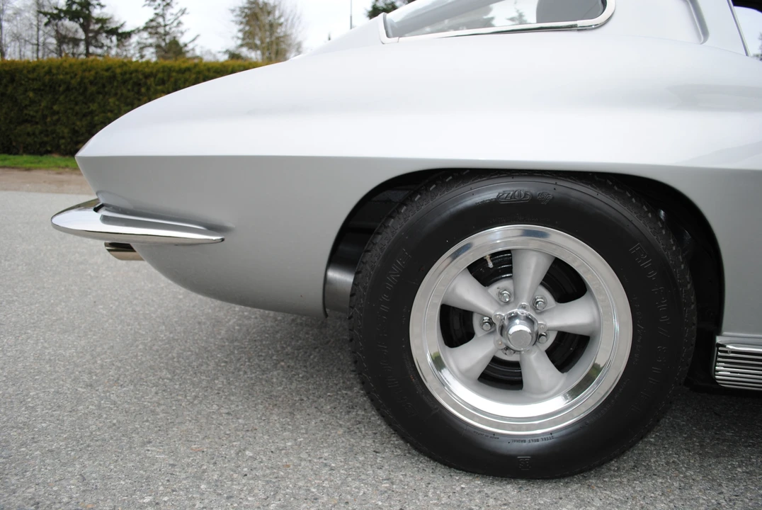 1963 Chevrolet Corvette C2 - Image 7 of 31