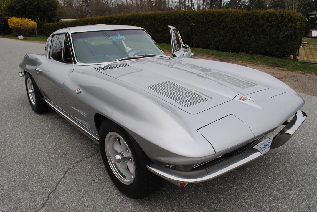 1963 Chevrolet Corvette C2 - Image 4 of 31