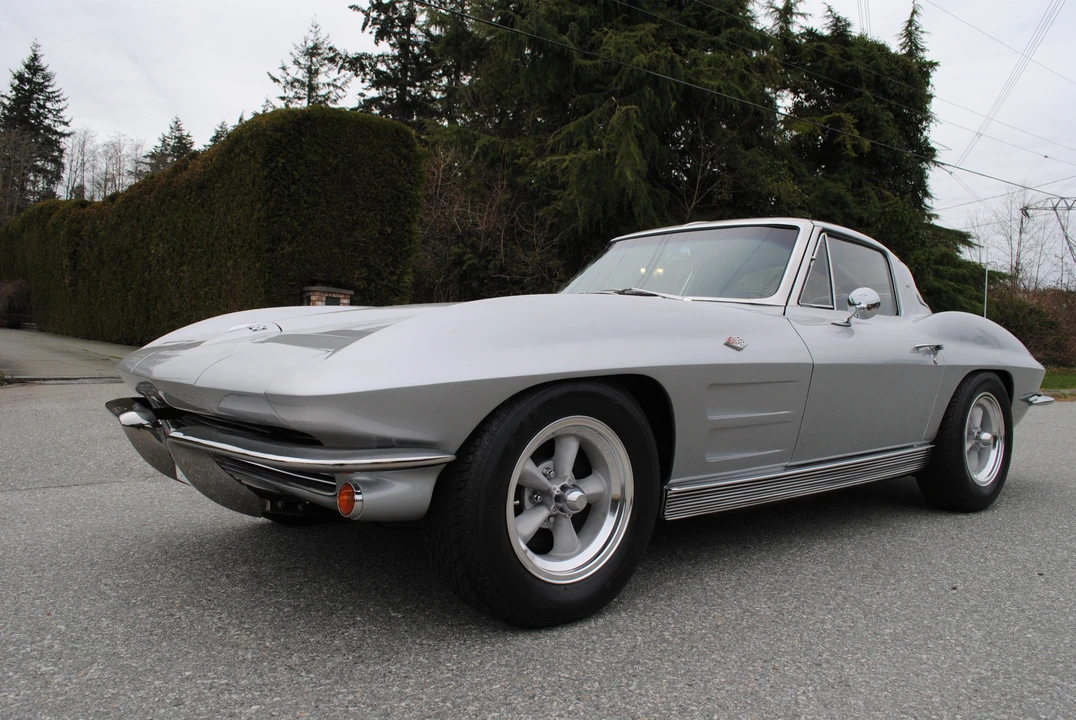 1963 Chevrolet Corvette C2 - Image 2 of 31