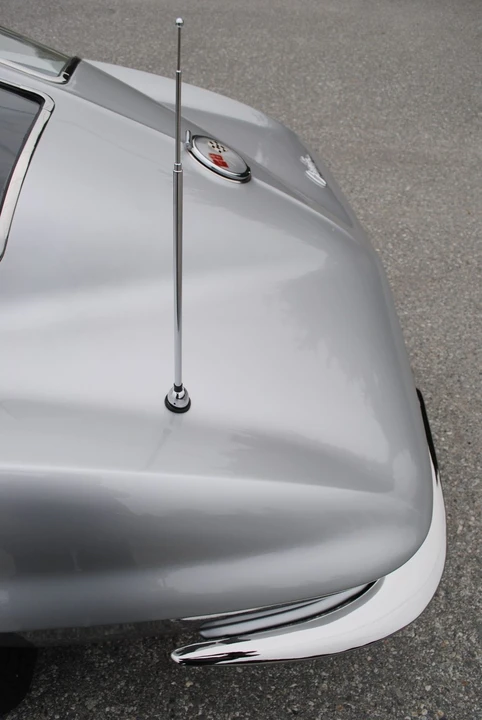 1963 Chevrolet Corvette C2 - Image 17 of 31