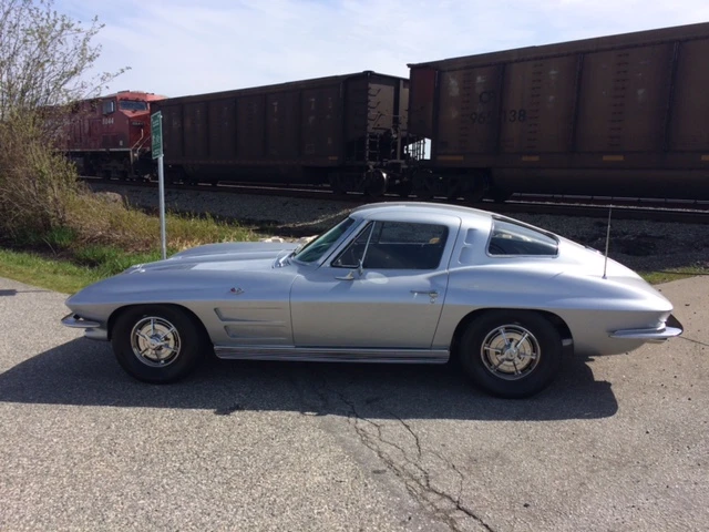 1963 Chevrolet Corvette C2 - Image 30 of 31