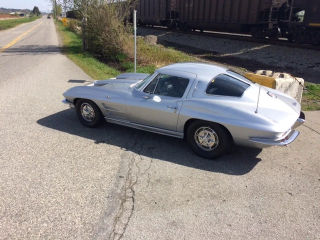1963 Chevrolet Corvette C2 - Image 31 of 31