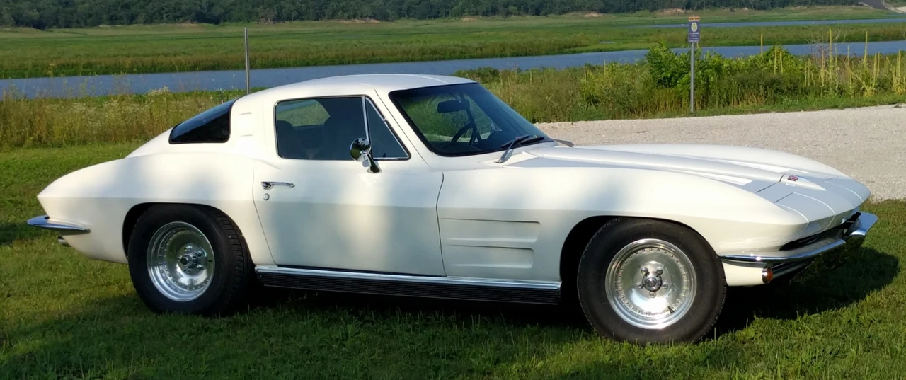 1963 Chevrolet Corvette C2 - Image 12 of 31