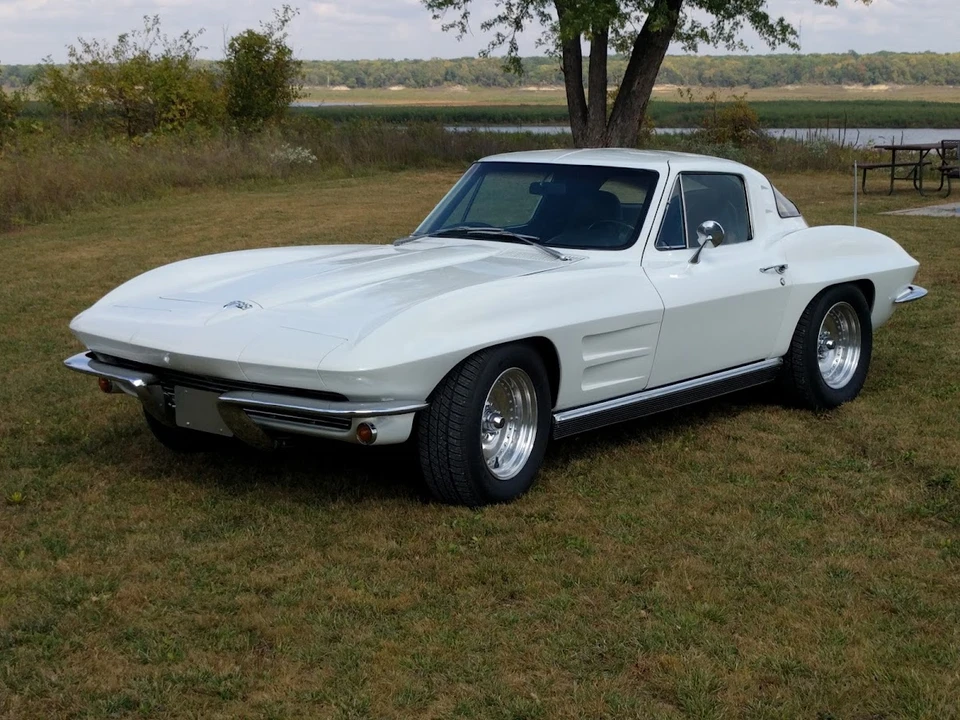 1963 Chevrolet Corvette C2 - Image 4 of 31