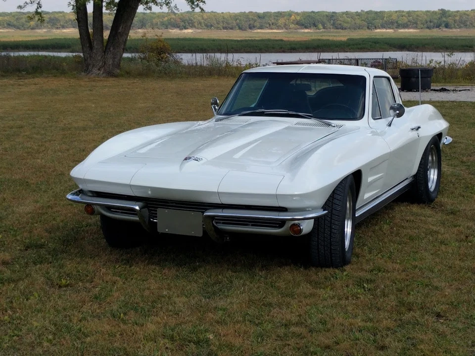 1963 Chevrolet Corvette C2 - Image 3 of 31