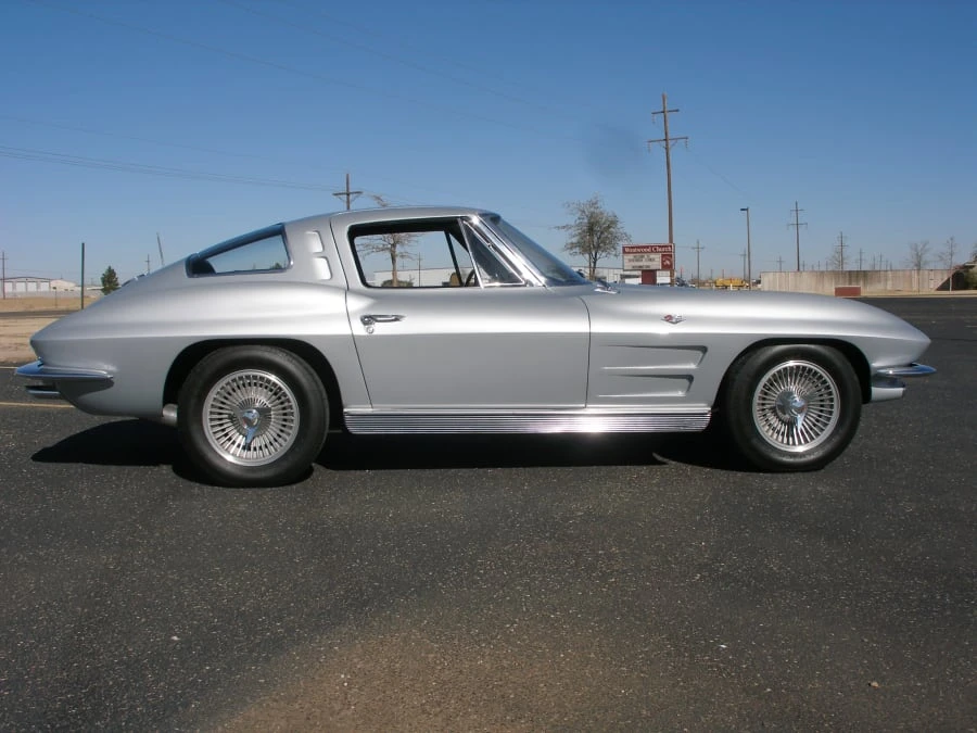 1963 Chevrolet Corvette C2 - Image 2 of 10