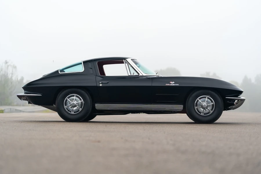 1963 Chevrolet Corvette C2 - Image 2 of 31