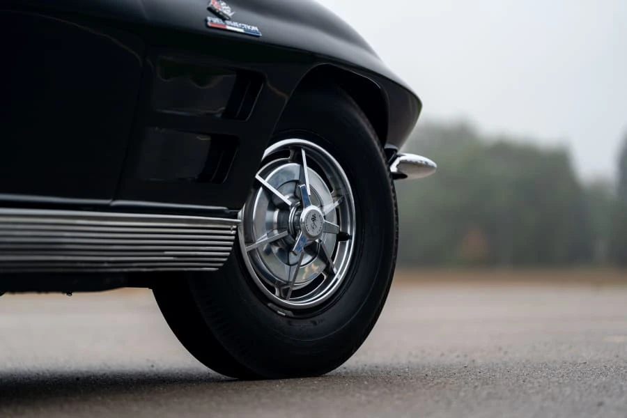 1963 Chevrolet Corvette C2 - Image 28 of 31