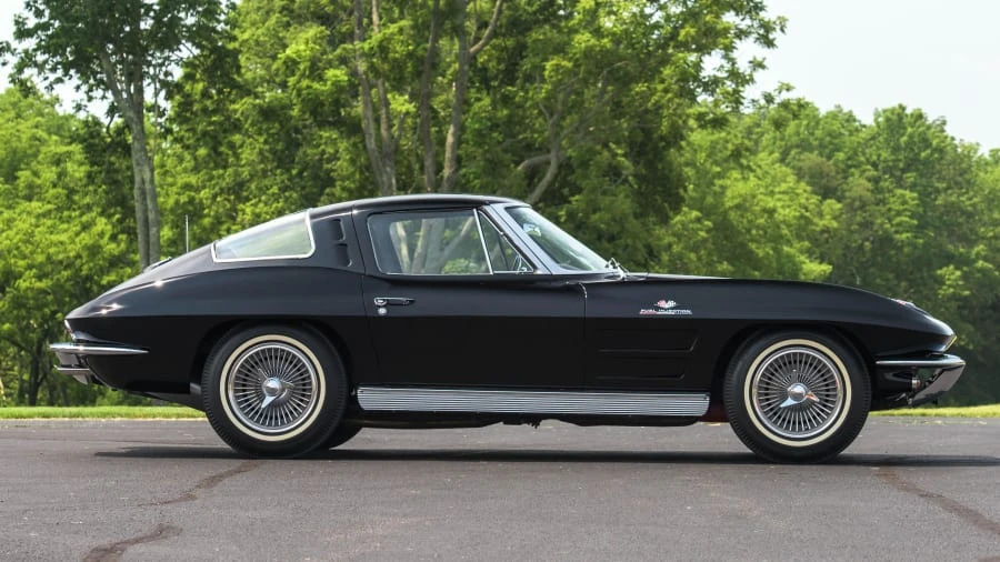 1963 Chevrolet Corvette C2 - Image 2 of 12