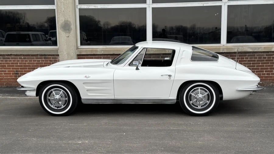 1963 Chevrolet Corvette C2 - Image 2 of 15