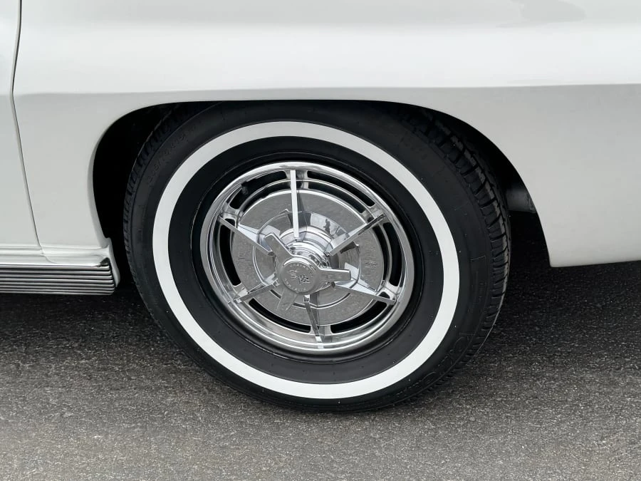 1963 Chevrolet Corvette C2 - Image 6 of 15