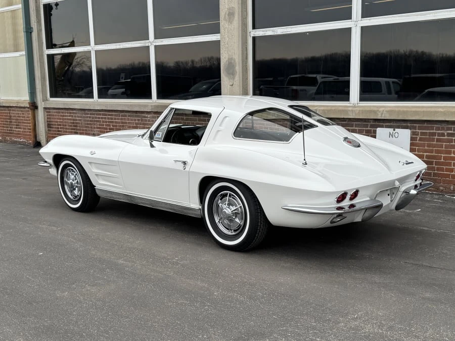 1963 Chevrolet Corvette C2 - Image 3 of 15