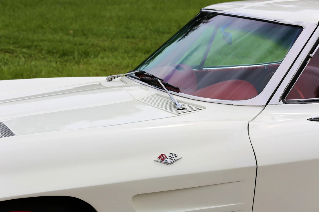 1963 Chevrolet Corvette C2 - Image 13 of 31