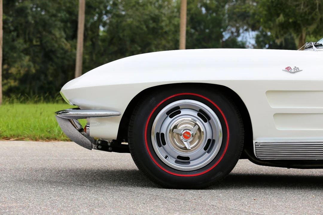 1963 Chevrolet Corvette C2 - Image 12 of 31