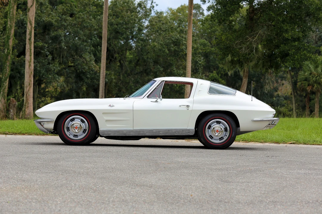 1963 Chevrolet Corvette C2 - Image 5 of 31