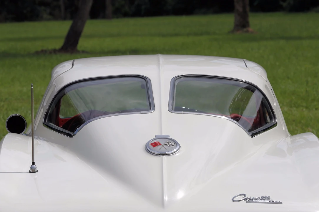 1963 Chevrolet Corvette C2 - Image 11 of 31