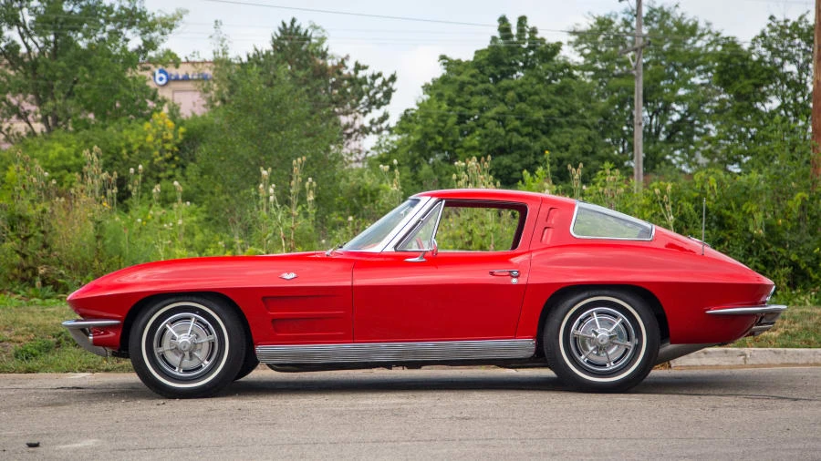 1963 Chevrolet Corvette C2 - Image 2 of 12