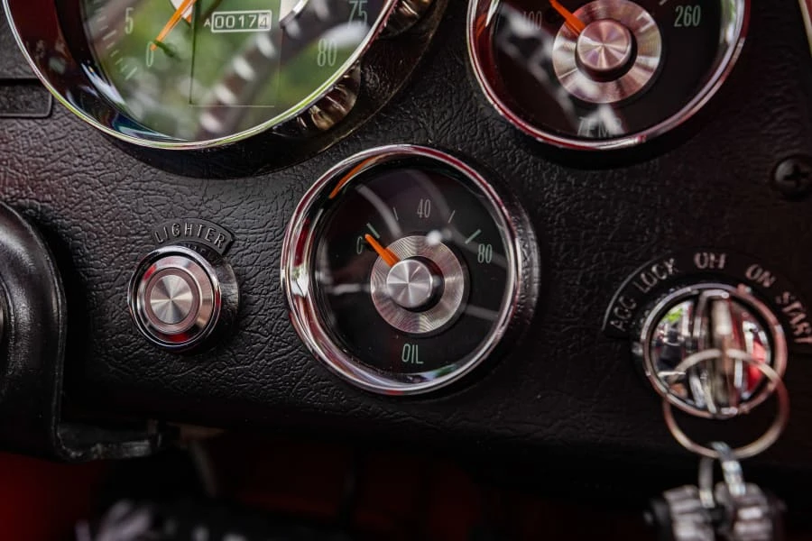 1963 Chevrolet Corvette C2 - Image 28 of 31