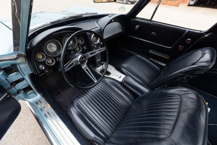 1963 Chevrolet Corvette C2 - Image 18 of 20