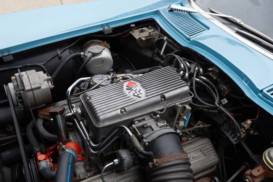 1963 Chevrolet Corvette C2 - Image 21 of 25