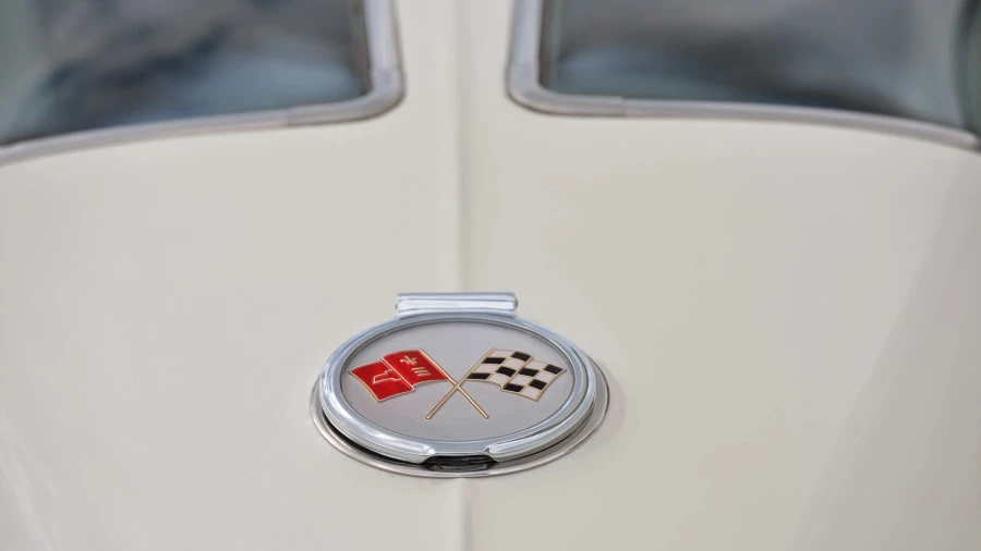 1963 Chevrolet Corvette C2 - Image 10 of 12