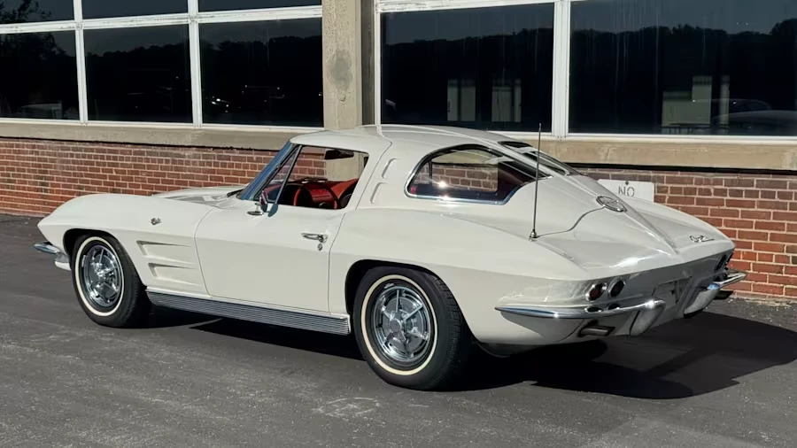 1963 Chevrolet Corvette C2 - Image 3 of 25