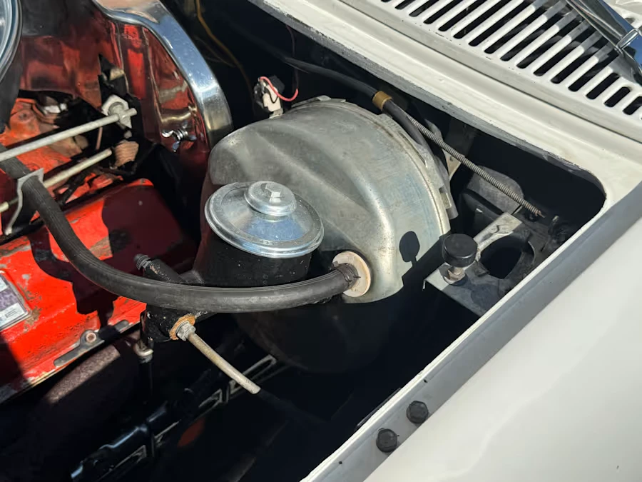 1963 Chevrolet Corvette C2 - Image 17 of 25