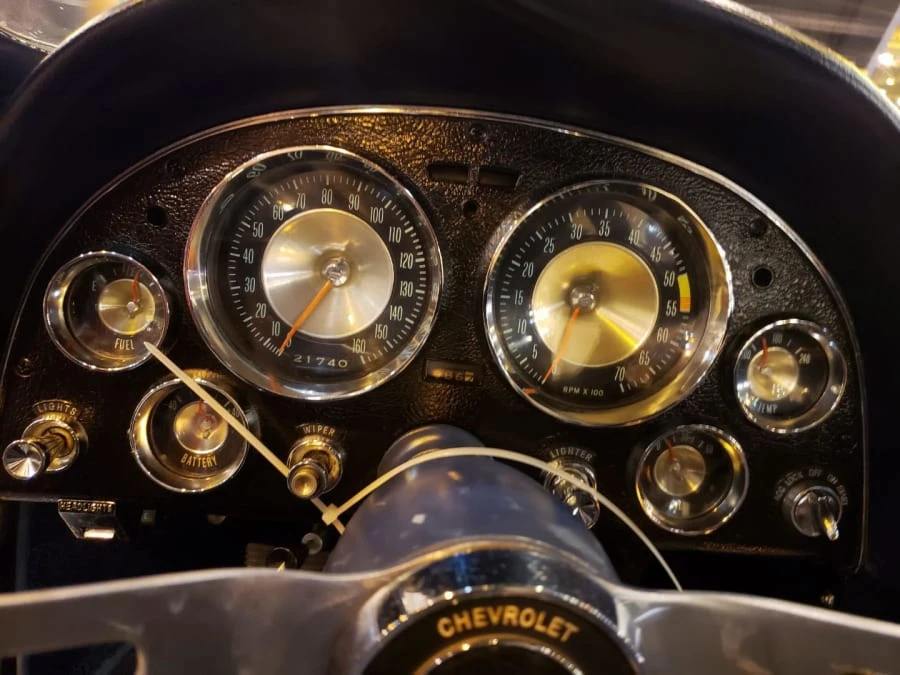 1963 Chevrolet Corvette C2 - Image 4 of 15
