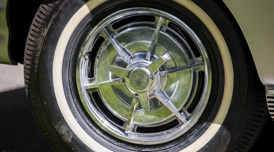 1963 Chevrolet Corvette C2 - Image 10 of 31