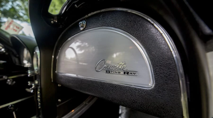 1963 Chevrolet Corvette C2 - Image 30 of 31