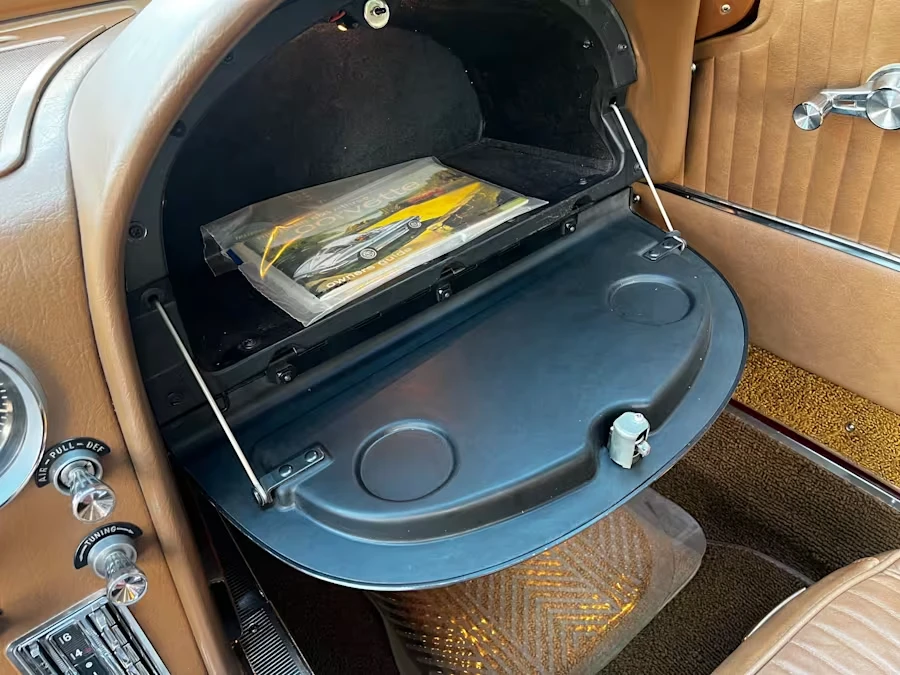 1963 Chevrolet Corvette C2 - Image 18 of 31
