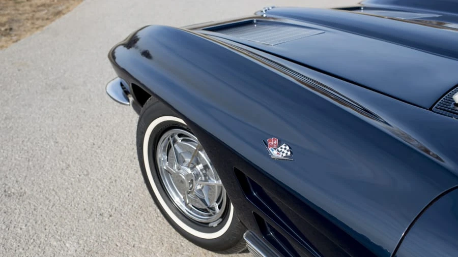 1963 Chevrolet Corvette C2 - Image 18 of 20