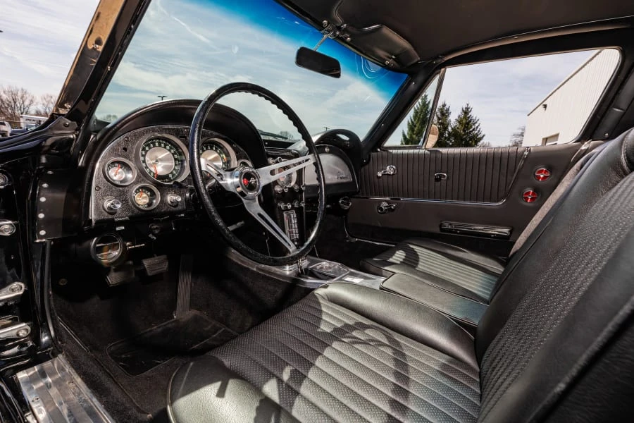 1963 Chevrolet Corvette C2 - Image 26 of 31
