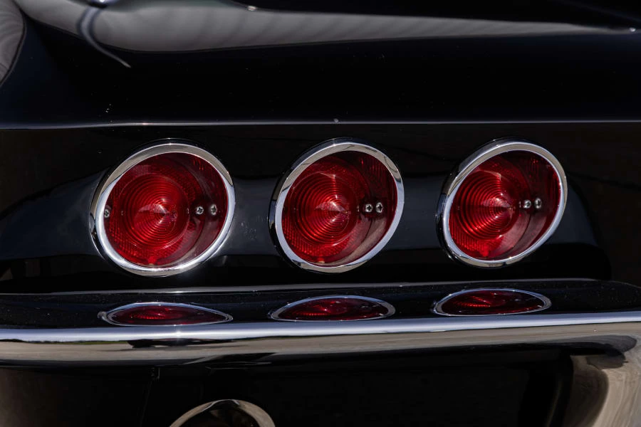 1963 Chevrolet Corvette C2 - Image 17 of 31