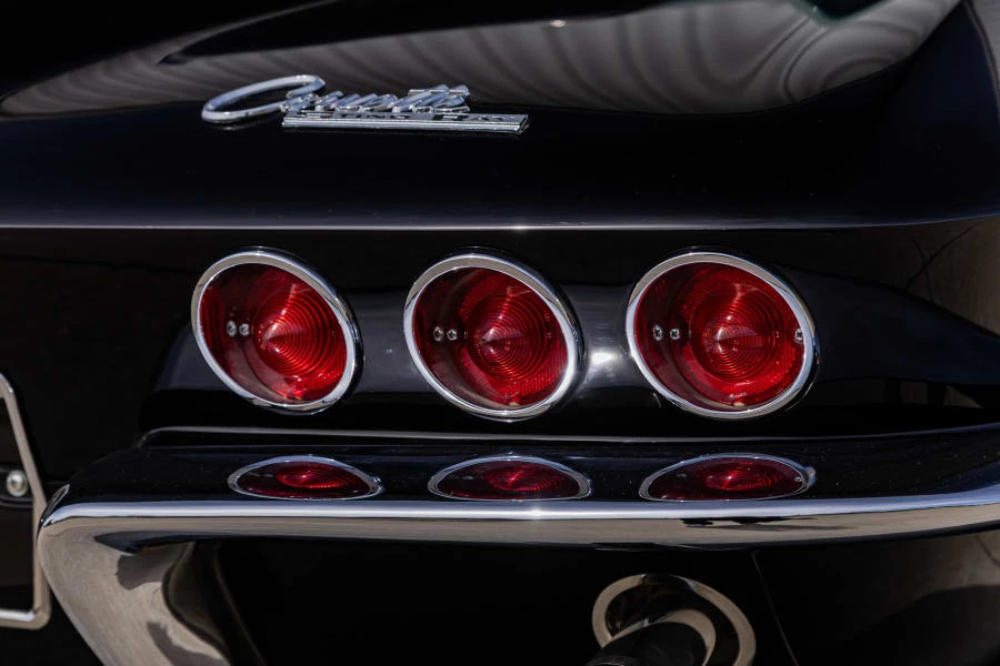 1963 Chevrolet Corvette C2 - Image 14 of 31