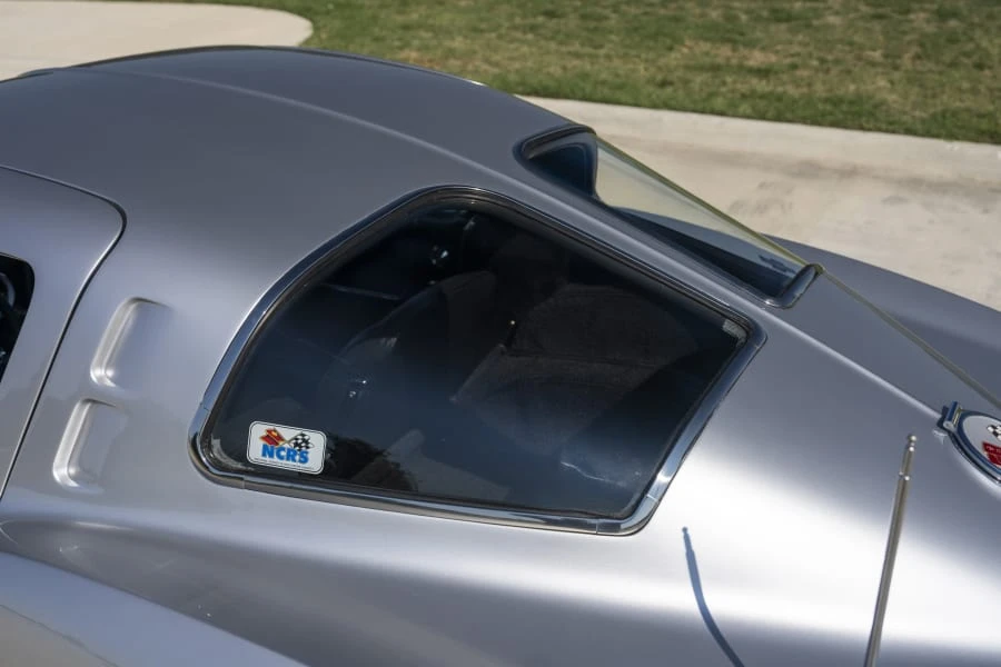 1963 Chevrolet Corvette C2 - Image 11 of 31